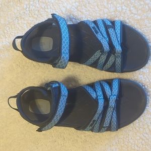 Teva sandals NWOT size 7.5